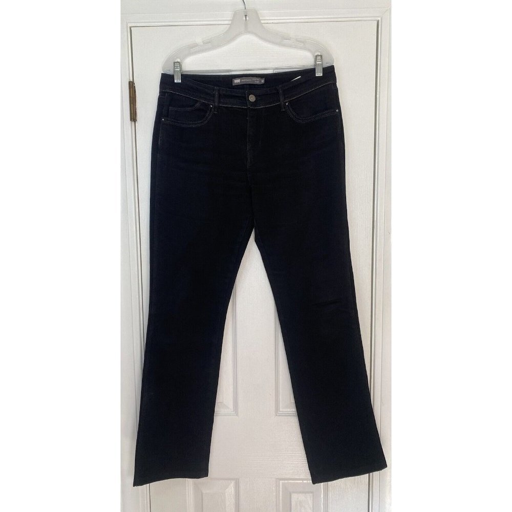 Levis Women’s Demi Curve‎ Classic Rise Straight Faded Black Silver 32